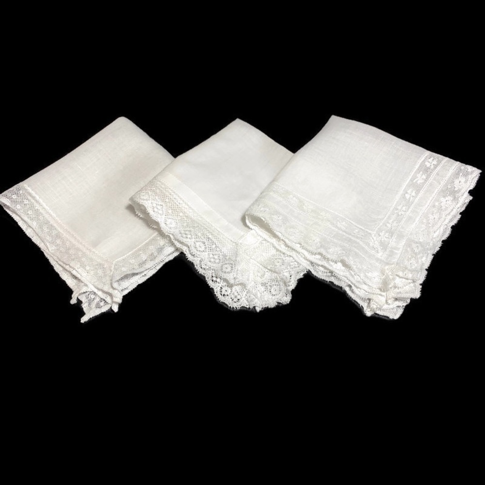 Vintage white Lace and Linen Hankies set of 3